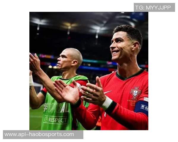 足球盛宴球星传奇汇聚天下足球专辑精彩瞬间与荣耀时刻